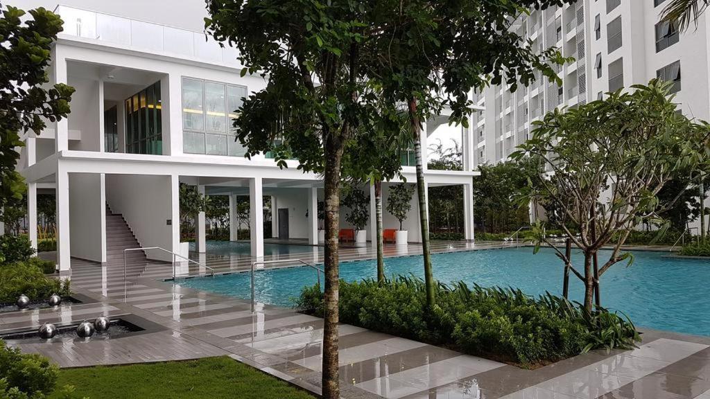 Cybersquare Lakeview With Netflix And Disney Hotstar Cyberjaya Buitenkant foto