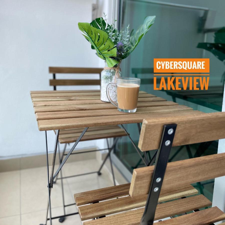 Cybersquare Lakeview With Netflix And Disney Hotstar Cyberjaya Buitenkant foto