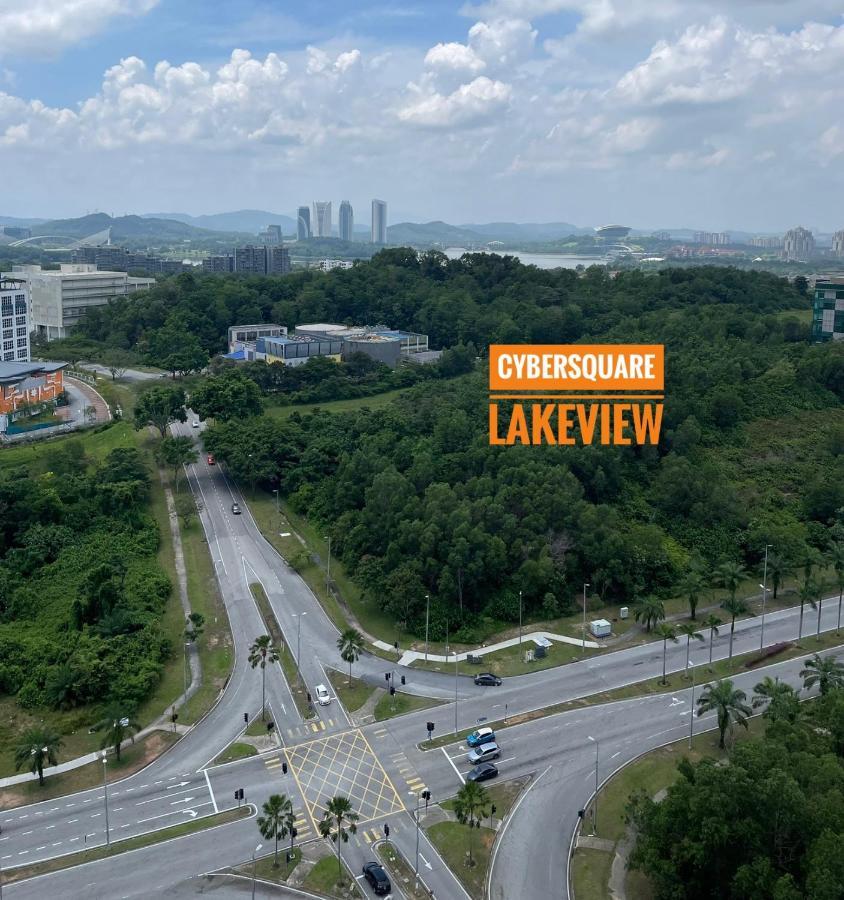 Cybersquare Lakeview With Netflix And Disney Hotstar Cyberjaya Buitenkant foto